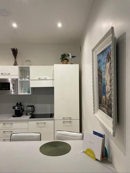 Luxury Apartment In The Heart Of Old Town Nice. Eksteriør bilde